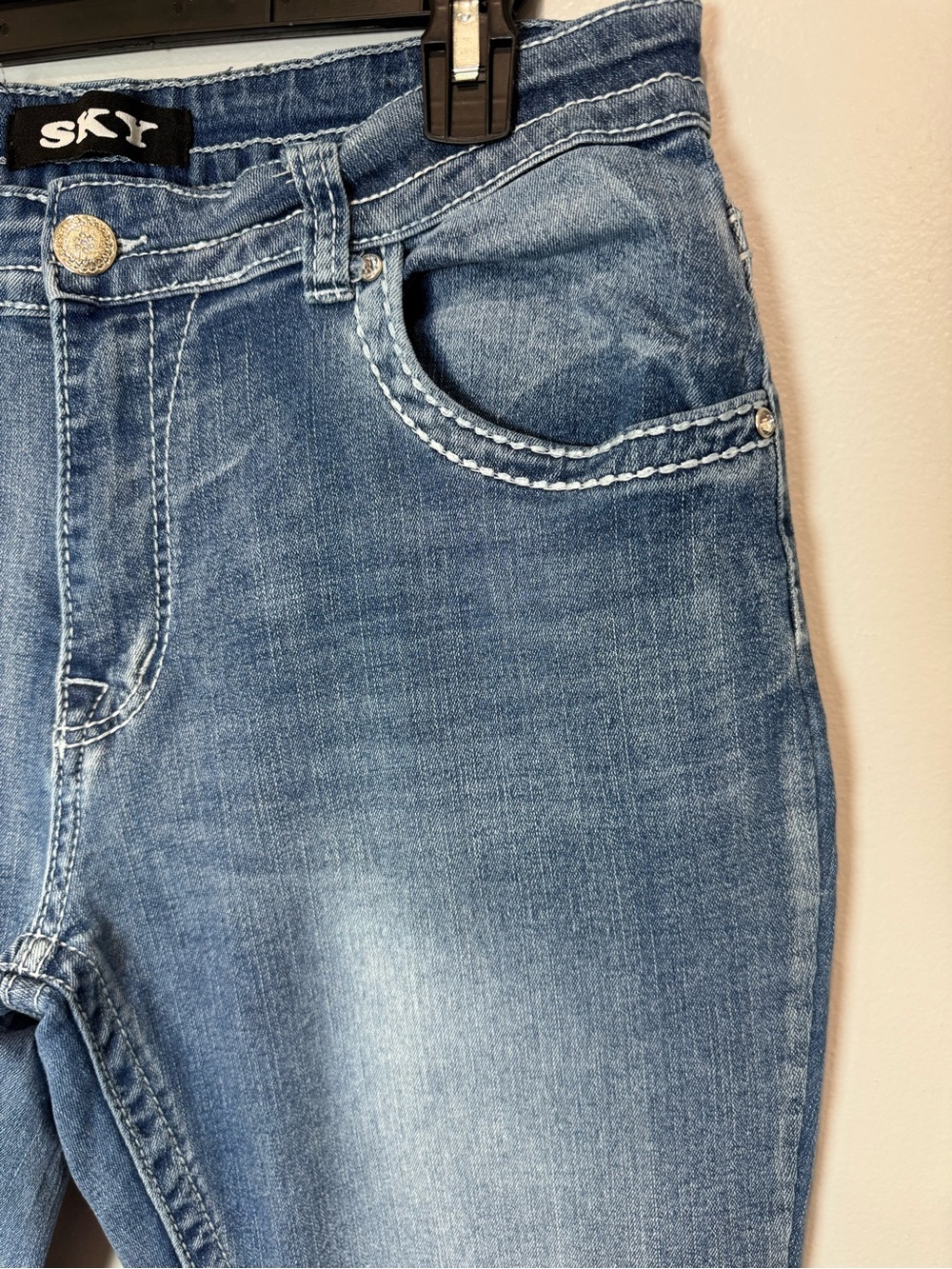 SKYPremium Collection Women's Jeans Size 15/16 Flare Leg High Rise Blue Denim - Picture 2 of 14